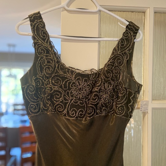 NEW Floor Length Dress Bronze Satin Gold Lace Size 11/12 - Picture 4 of 11